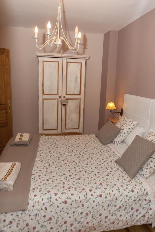 Ganbara Apartment Puente La Reina Ngoại thất bức ảnh